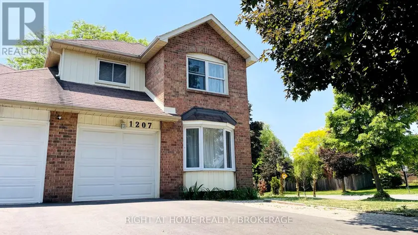 Semi-Detached/Link at 1207 POTTERS WHEEL CRESCENT, Oakville
