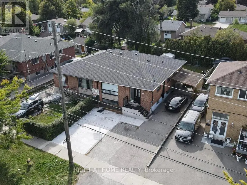 Semi-Detached/Link at 3174 WESTON ROAD, Toronto