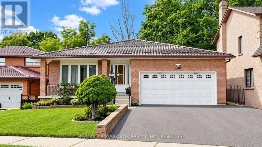 Detached at 7 - 106 STILECROFT DRIVE, Toronto