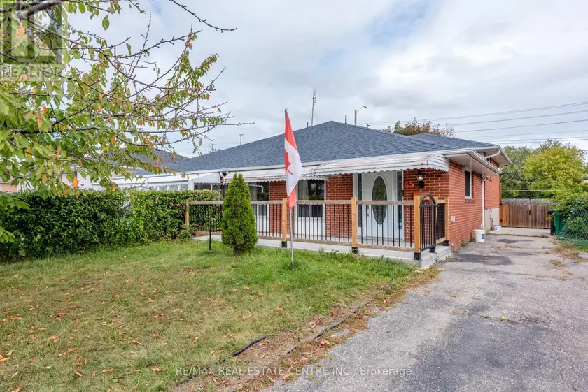 Semi-Detached/Link at 45 AUTUMN BOULEVARD, Brampton