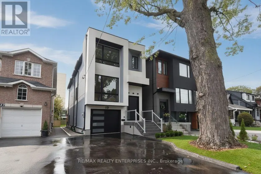 Detached at 19 SIMPSON AVENUE, Toronto