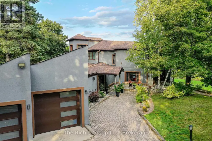 Detached at 21 BARTLEY DRIVE, Caledon