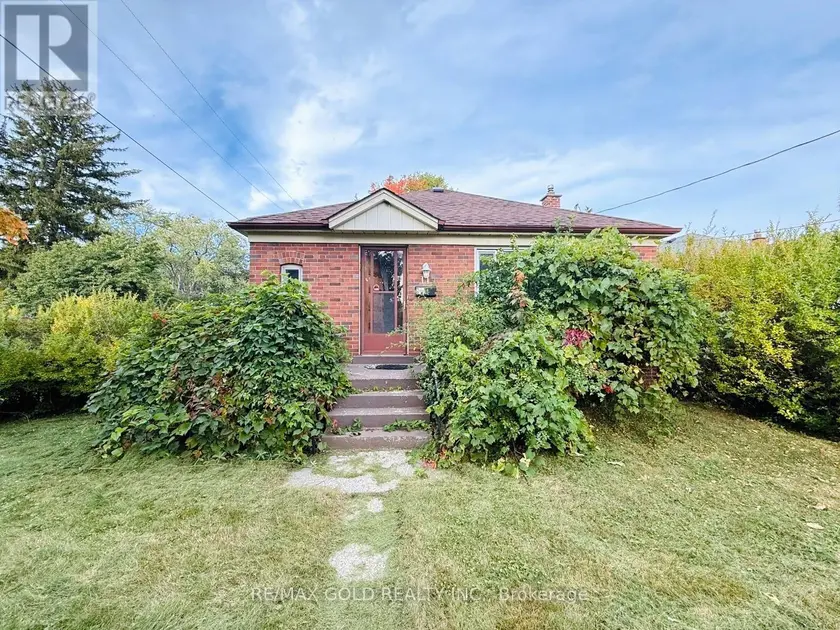 Detached at 11 PINE AVENUE N, Mississauga