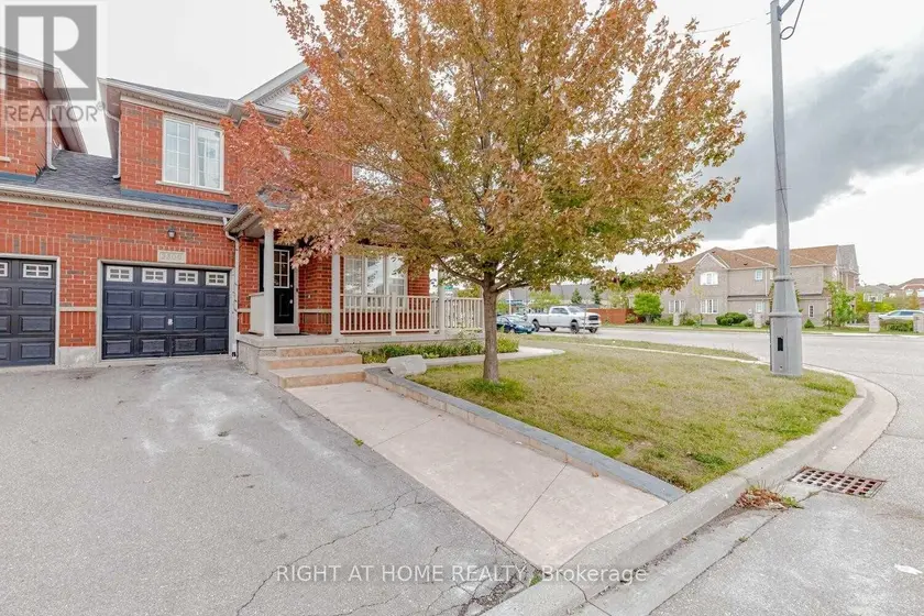 Semi-Detached/Link at UPPER - 3300 RESPOND ROAD, Mississauga