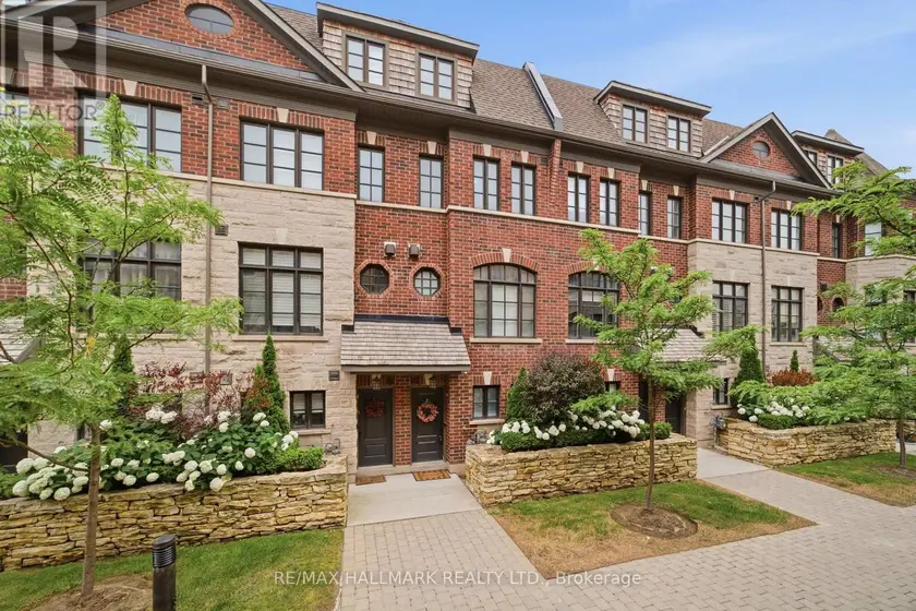 Townhouse at 77 - 250 ROYALTON COMMON, Oakville