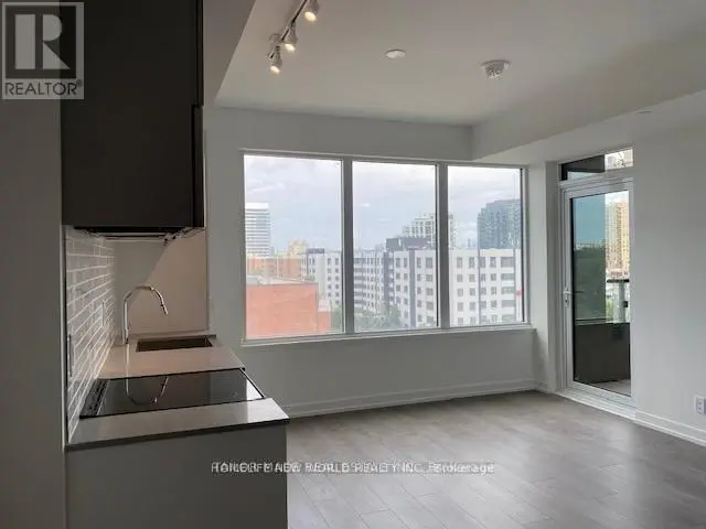 Apartment at 822 - 270 DUFFERIN STREET, Toronto