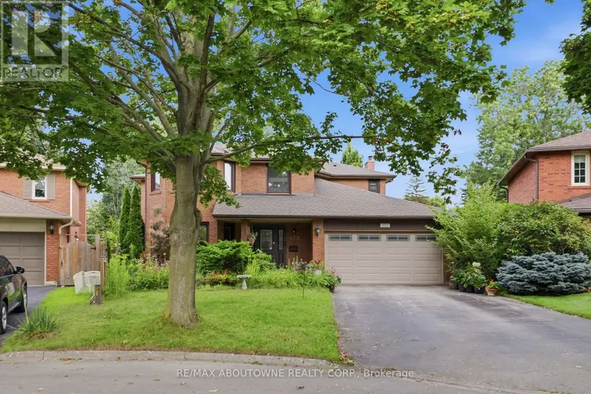 Detached at 572 HARMONY AVENUE, Burlington