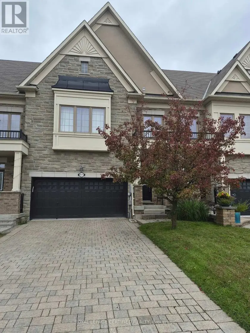 Townhouse at LOWER - 1573 EGLINTON AVENUE W, Mississauga