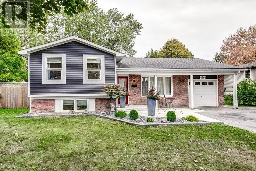 Detached at 4364 AYR PLACE, Burlington