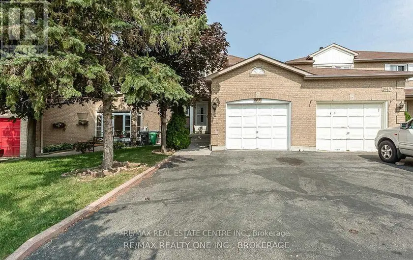Semi-Detached/Link at UPPER - 1051 BLIZZARD ROAD, Mississauga