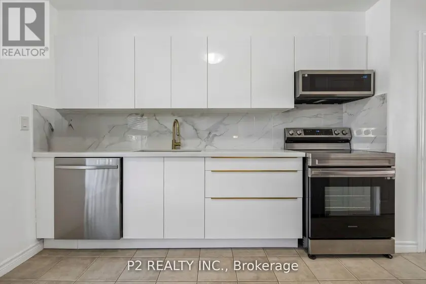 Townhouse at 22 - 22-25 GOSFORD BOULEVARD N, Toronto