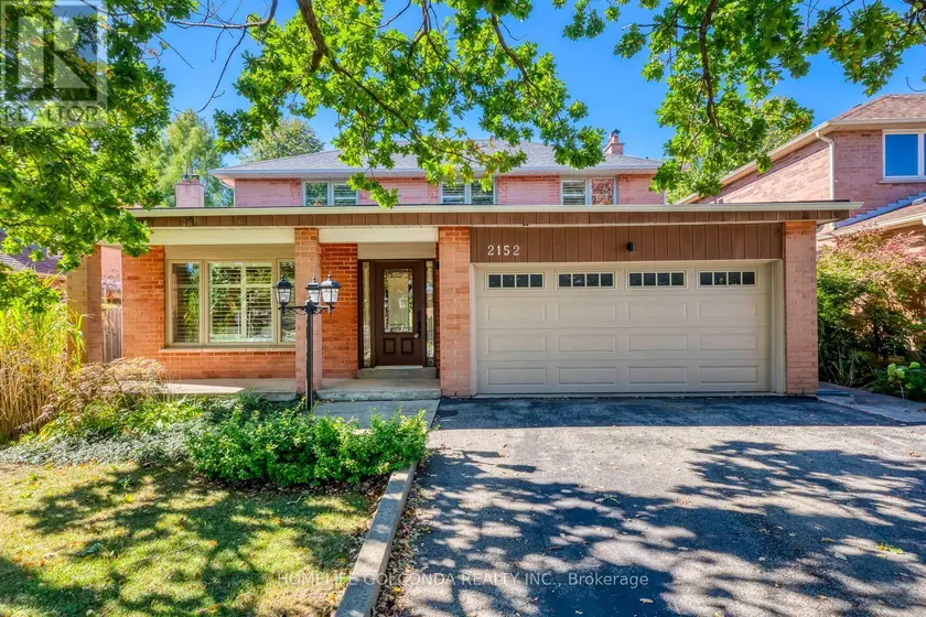 Detached at 2152 MUNN'S AVENUE, Oakville
