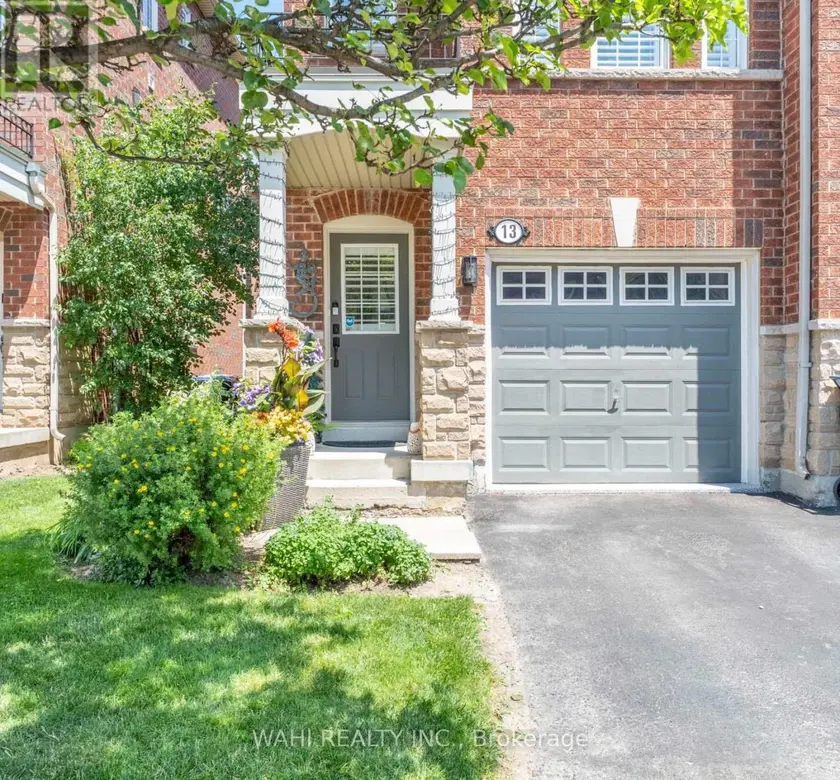 Townhouse at 13 ROCK HAVEN LANE, Brampton
