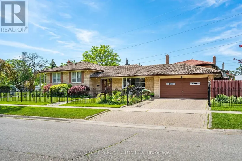 Detached at 3500 SILVERPLAINS DRIVE, Mississauga