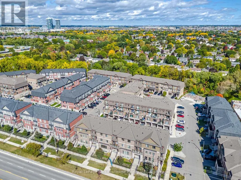 Townhouse at 55 - 445 ONTARIO STREET S, Milton
