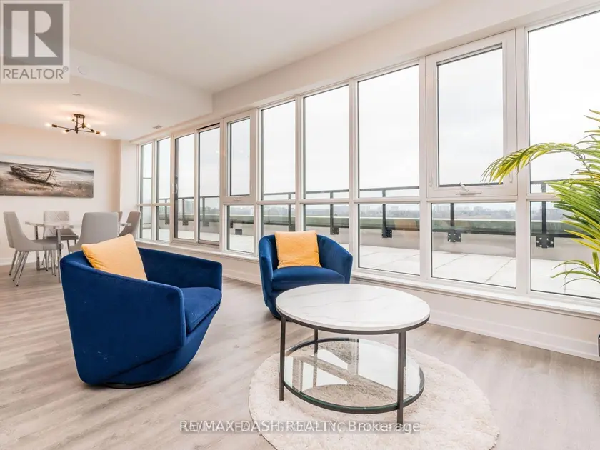Apartment at 723 - 2300 ST CLAIR AVENUE W, Toronto
