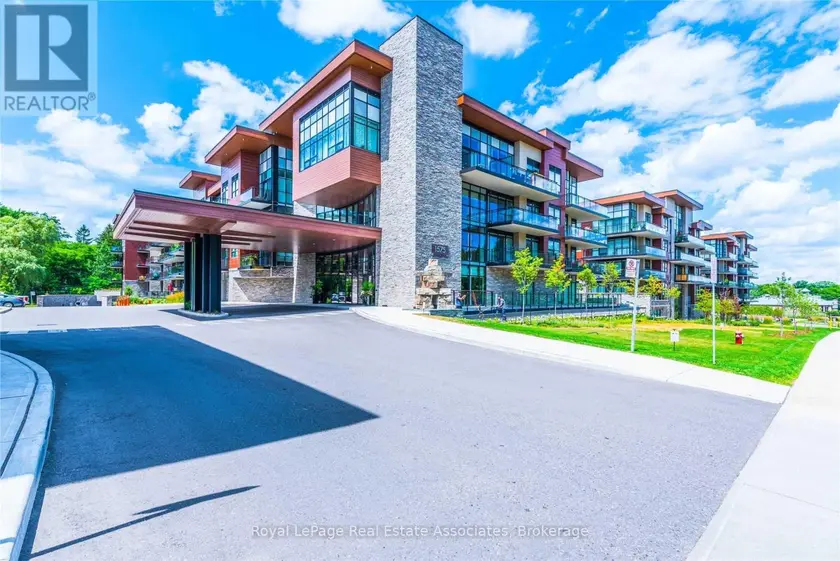 Apartment at 141 - 1575 LAKESHORE ROAD W, Mississauga