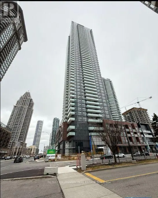 Apartment at 1607 - 430 SQUARE ONE DRIVE, Mississauga