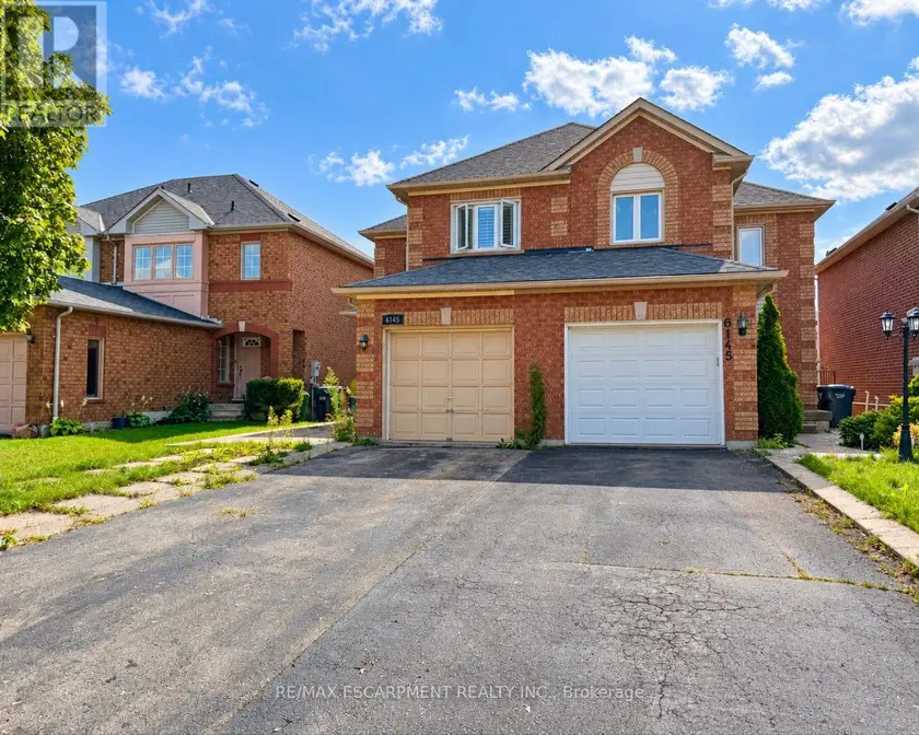 Semi-Detached/Link at 6143 SNOWY OWL CRESCENT, Mississauga