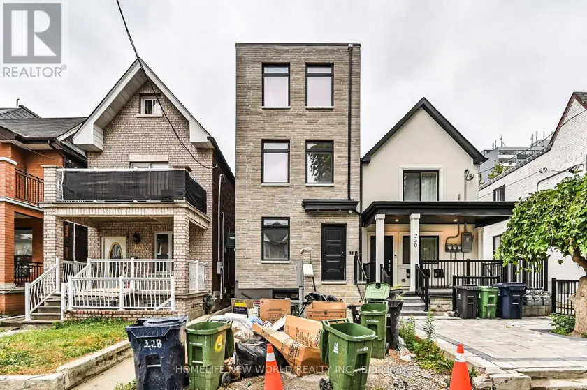 Townhouse at 228 EMERSON AVE AVENUE, Toronto