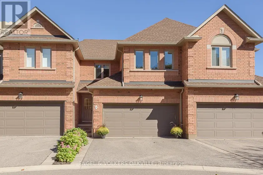 Townhouse at 18 - 1905 BROAD HOLLOW GATE, Mississauga