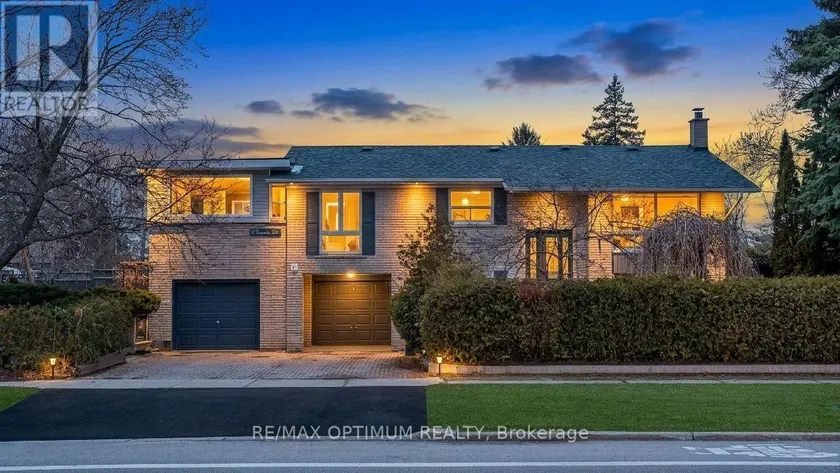 Detached at 1 DUNDEE DRIVE, Toronto