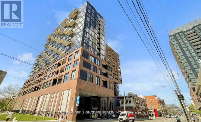 Apartment at 814 - 270 DUFFERIN STREET, Toronto