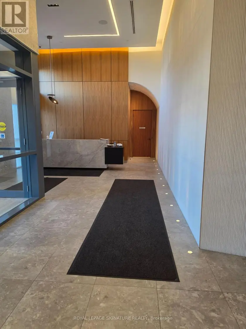 Apartment at 304 - 509 DUNDAS STREET W, Oakville
