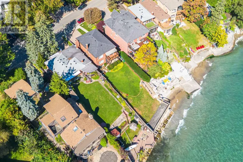 Detached at 407 LAKE PROMENADE, Toronto