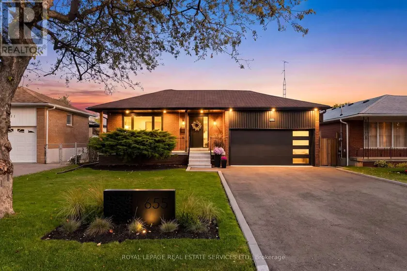 Detached at 655 NETHERTON CRESCENT, Mississauga