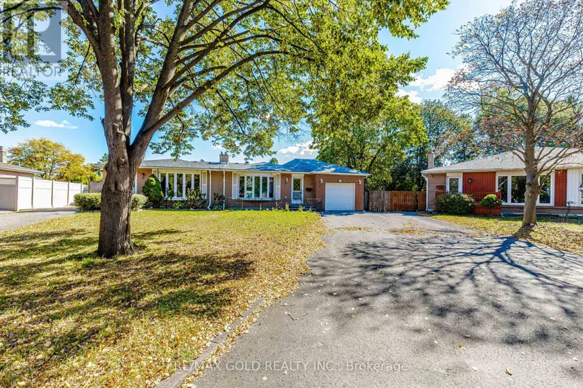 Semi-Detached/Link at 23 BROOKDALE CRESCENT, Brampton