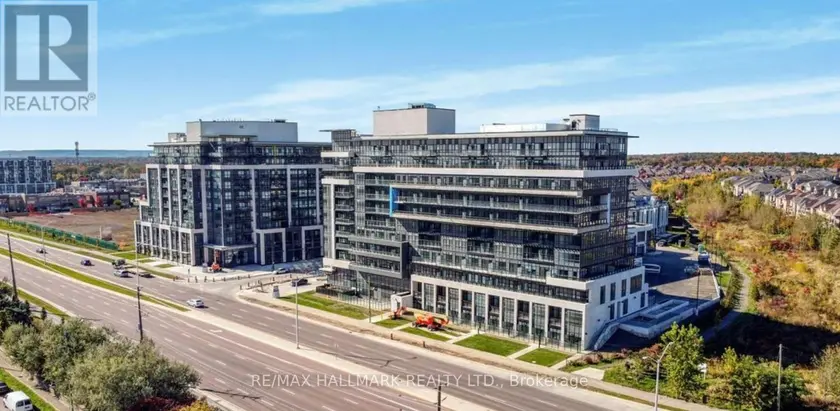 Apartment at 330 - 395 DUNDAS STREET W, Oakville