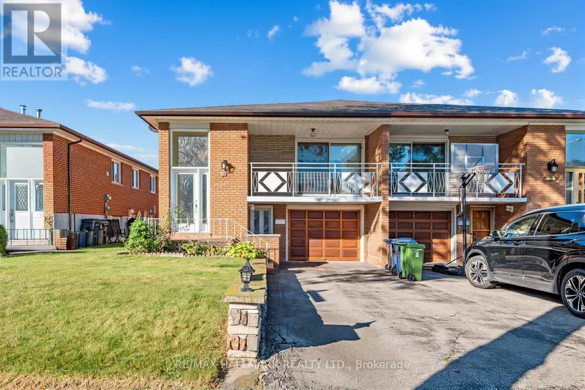 Semi-Detached/Link at 18 SORLYN AVENUE, Toronto