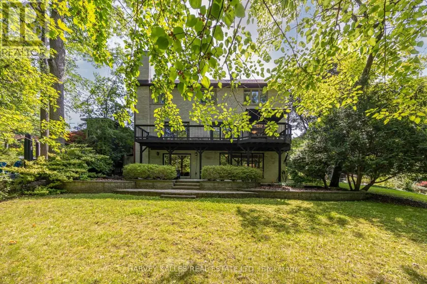 Detached at 19 RIDGEGATE CRESCENT, Toronto
