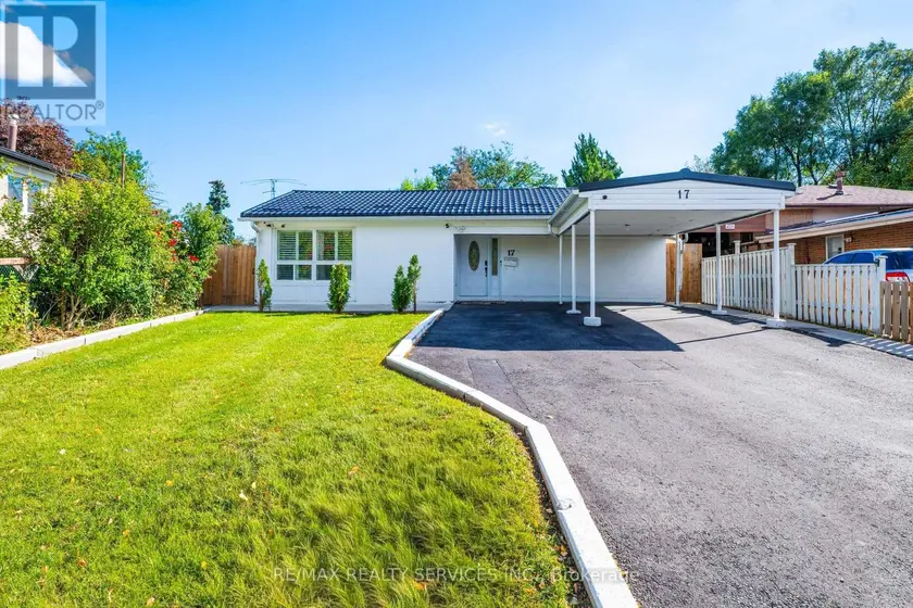 Detached at 17 AVENING DRIVE, Toronto
