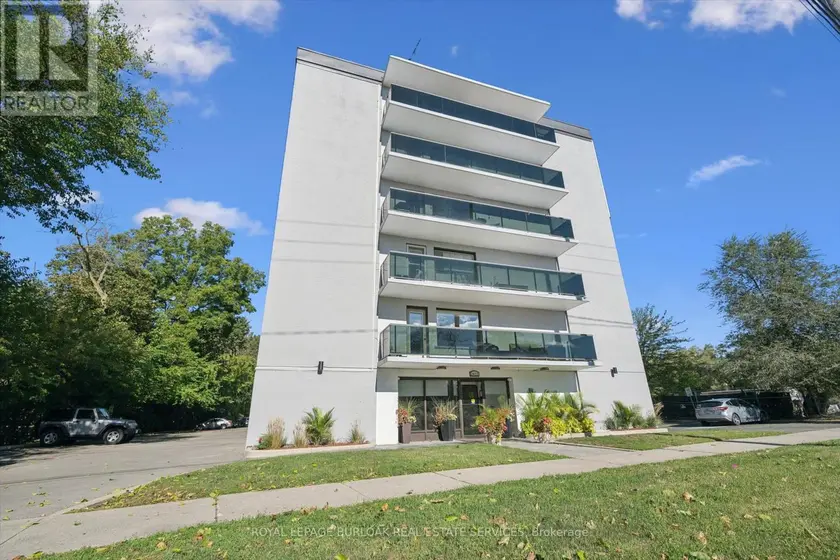 Apartment at 405 - 2411 NEW STREET, Burlington