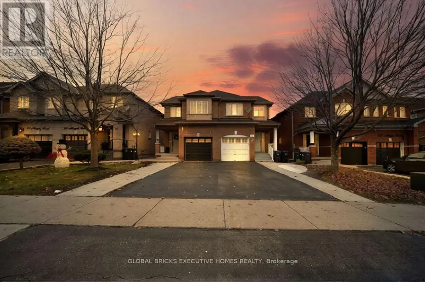 Semi-Detached/Link at 101 ALBRIGHT ROAD, Brampton