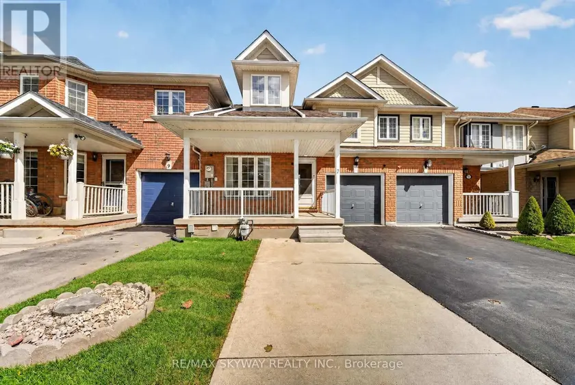 Townhouse at 7 MADRONNA GARDENS, Brampton