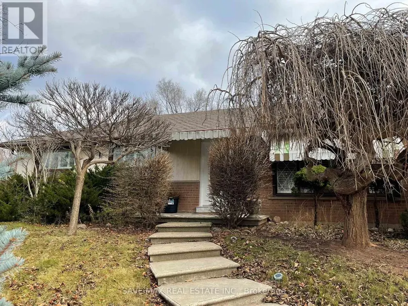 Detached at 561 WEIR AVENUE, Oakville