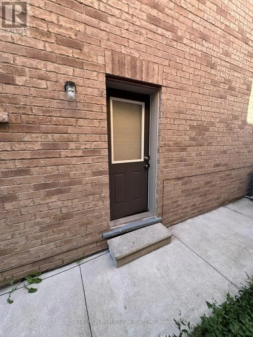 Semi-Detached/Link at 84 SPEEDWELL STREET, Brampton