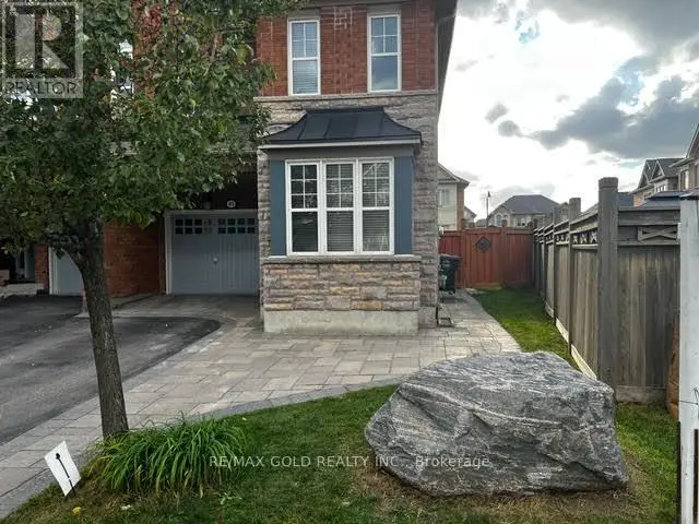 Semi-Detached/Link at 45 BIDDENS SQUARE