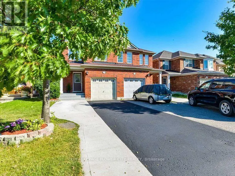Semi-Detached/Link at 43 GARIBALDI DRIVE, Brampton