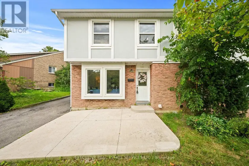 Semi-Detached/Link at 100 CENTRE STREET N, Brampton