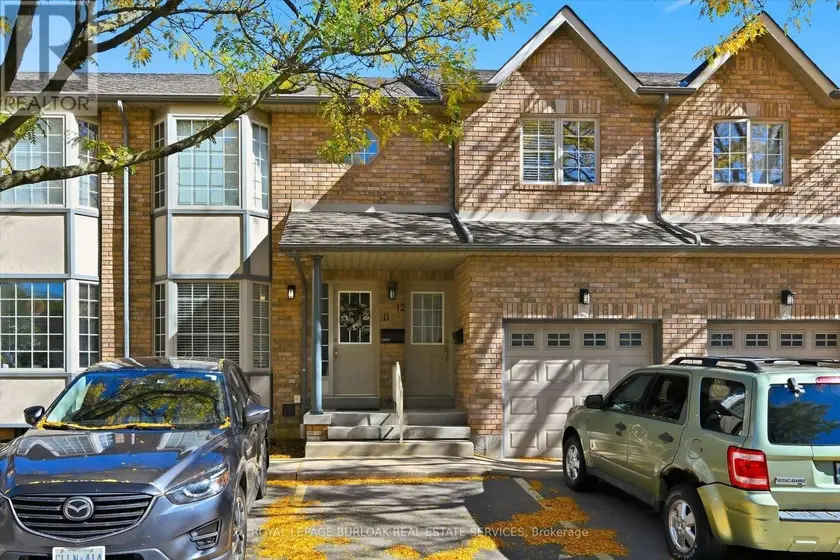 Townhouse at 11 - 705 CUMBERLAND AVENUE, Burlington