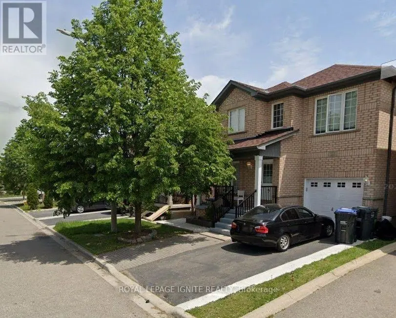 Detached at 26 ROXTON CRESCENT, Brampton