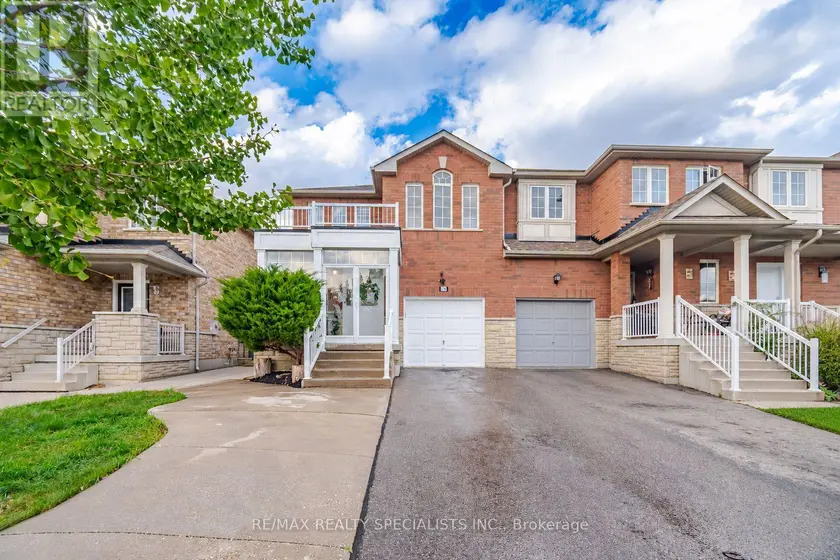 Townhouse at 30 PASSFIELD TRAIL, Brampton
