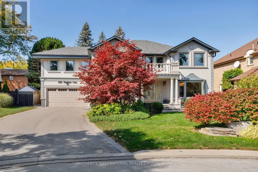 Detached at 1816 PADDOCK CRESCENT, Mississauga