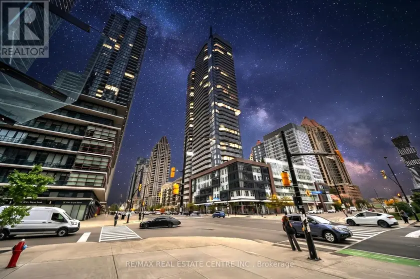 Apartment at 3803 - 4065 CONFEDERATION PARKWAY N, Mississauga