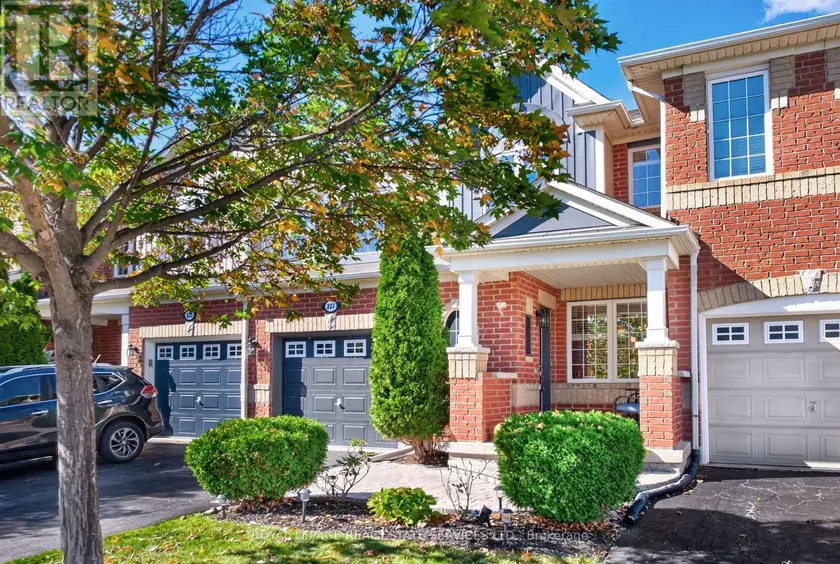 Townhouse at 227 PROSSER CIRCLE, Milton
