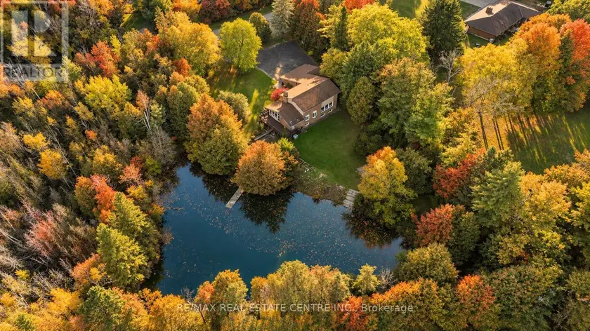 Detached at 1 CEDAR DRIVE, Caledon